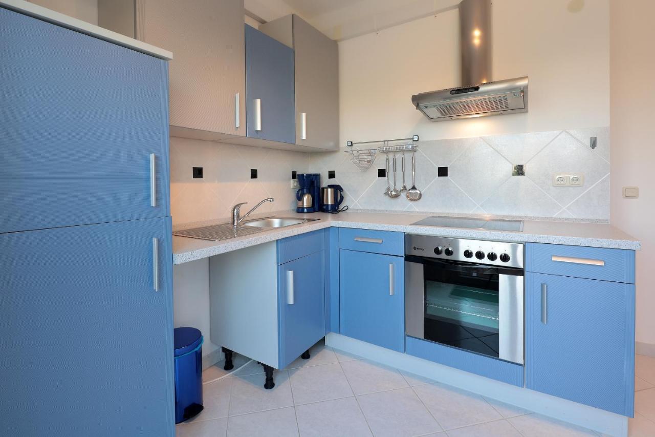 City Pool Apartments Novalja Luaran gambar