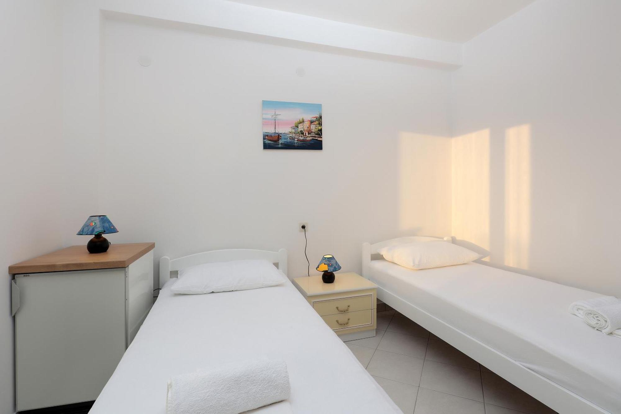 City Pool Apartments Novalja Luaran gambar