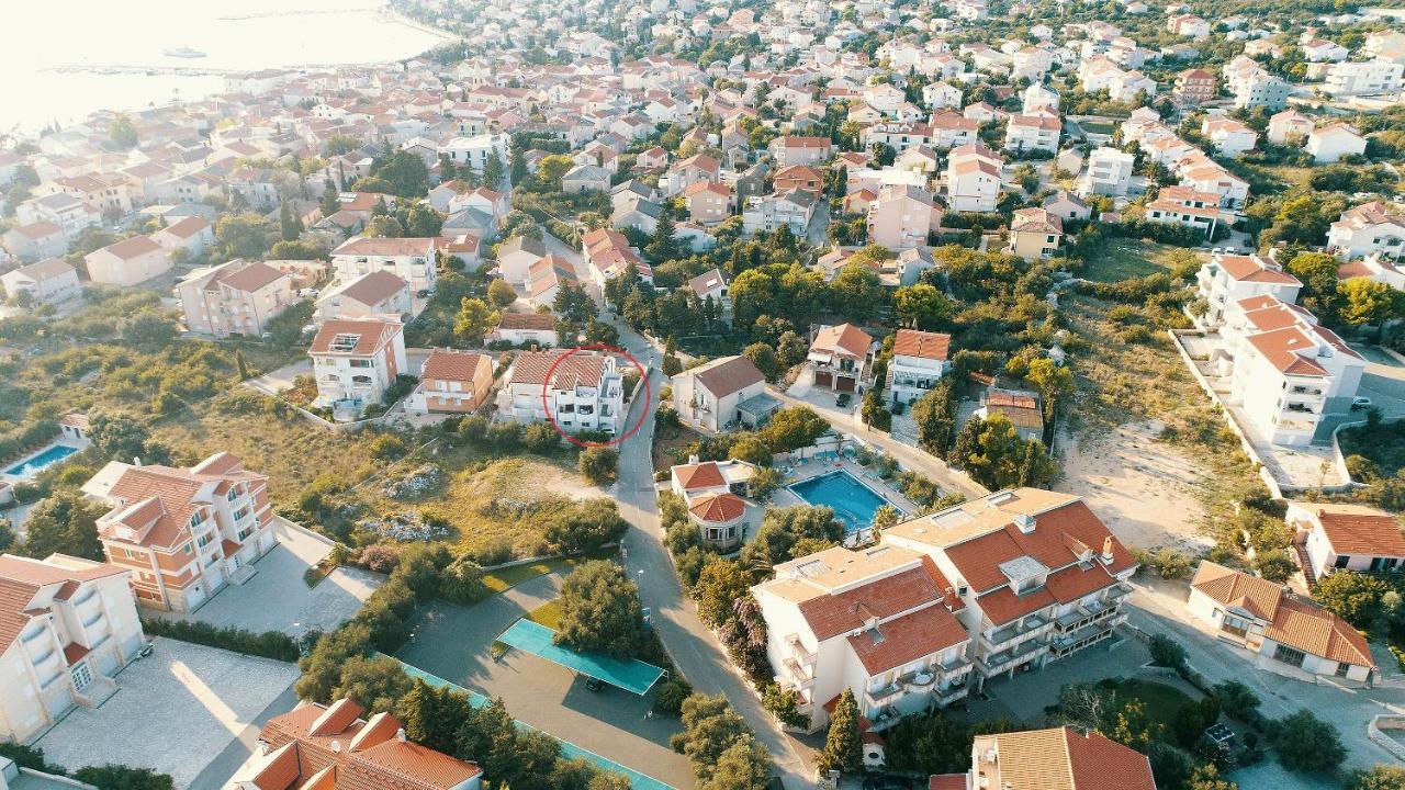 City Pool Apartments Novalja Luaran gambar